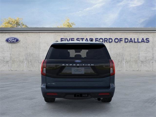 new 2025 Ford Expedition car, priced at $68,605