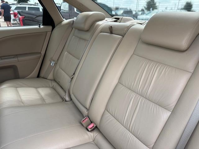 used 2007 Ford Five Hundred car, priced at $6,500