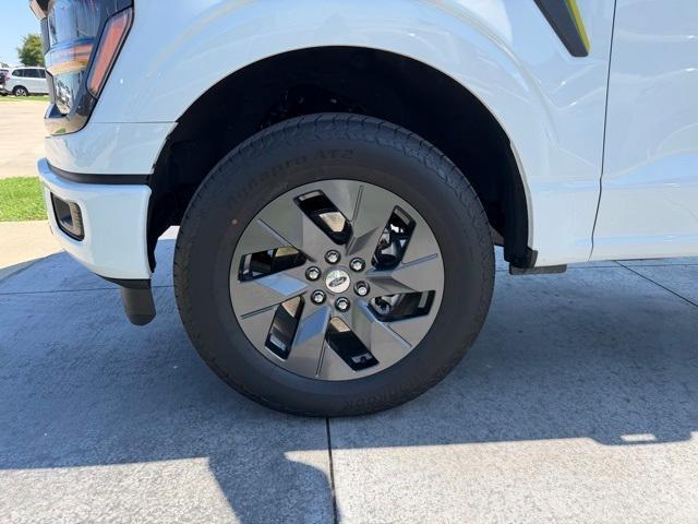 used 2025 Ford F-150 car, priced at $39,000