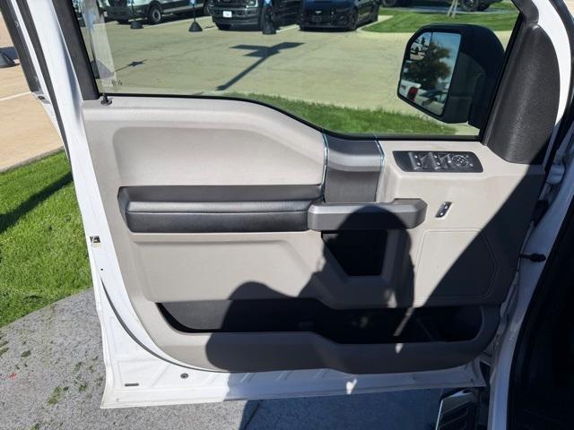 used 2015 Ford F-150 car, priced at $14,000