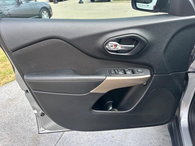 used 2017 Jeep Cherokee car, priced at $16,000