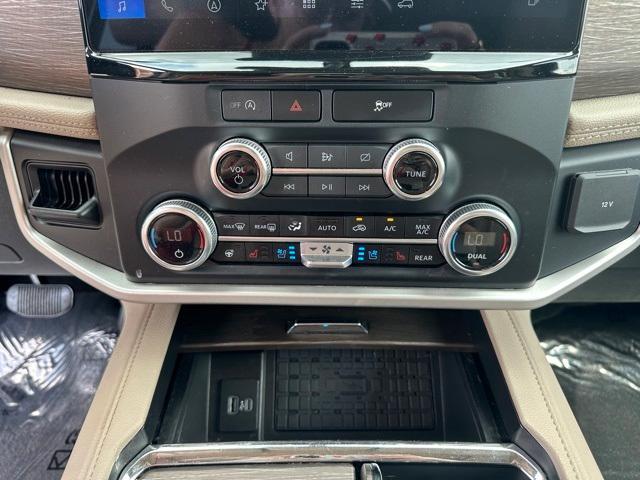 used 2023 Ford Expedition car, priced at $44,000