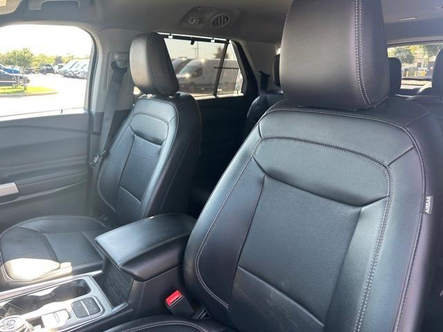 used 2023 Ford Explorer car, priced at $32,000