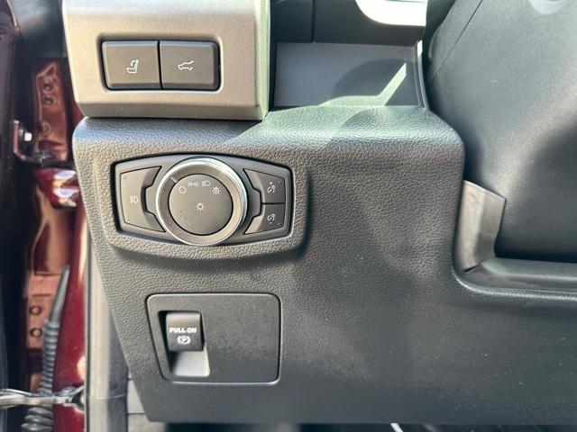 used 2021 Ford Expedition car, priced at $35,000