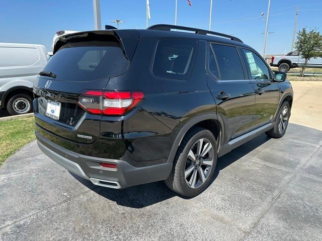 used 2023 Honda Pilot car, priced at $40,000