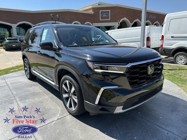 used 2023 Honda Pilot car, priced at $40,000