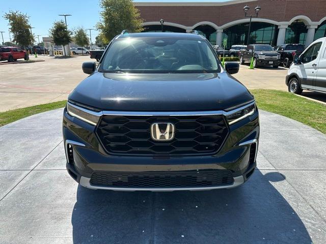 used 2023 Honda Pilot car, priced at $40,000