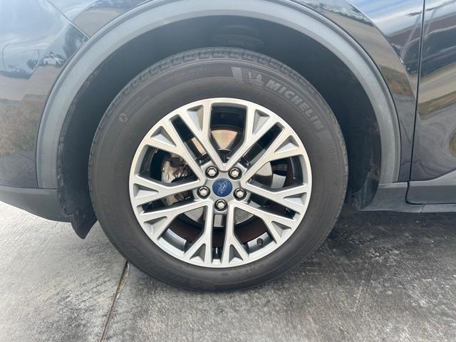 used 2022 Ford Escape car, priced at $21,500