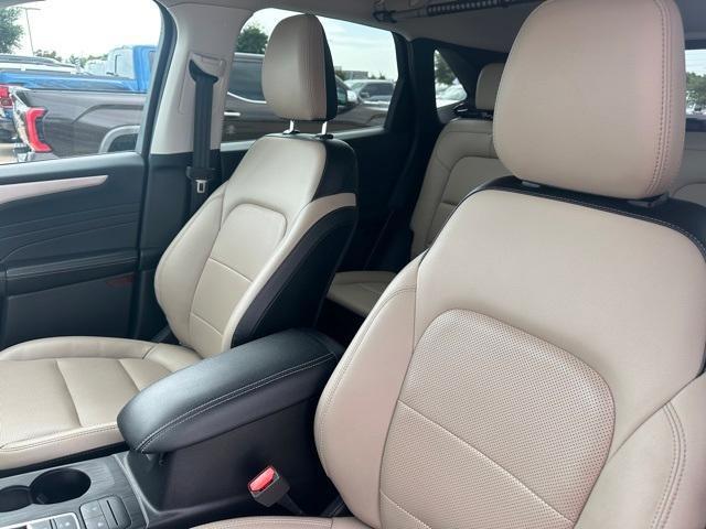 used 2022 Ford Escape car, priced at $21,500