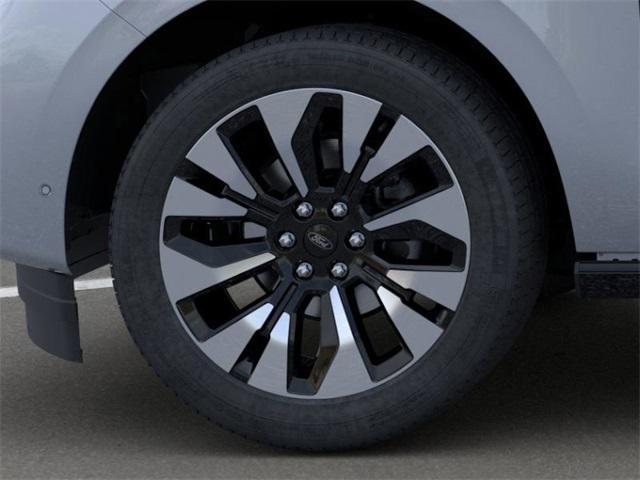 new 2025 Ford Expedition car, priced at $80,230
