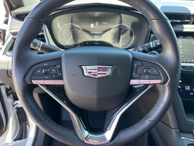 used 2021 Cadillac XT6 car, priced at $33,000