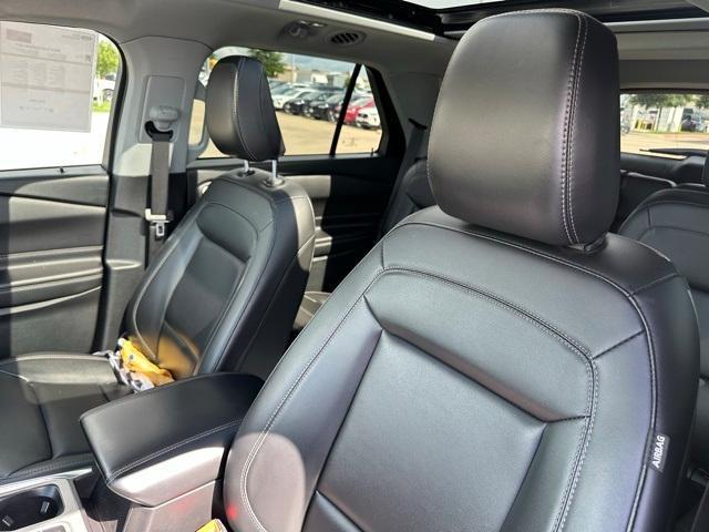 used 2022 Ford Explorer car, priced at $27,500