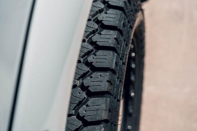 new 2025 Ford F-250 car, priced at $115,634