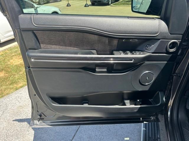 used 2021 Ford Expedition car, priced at $36,000