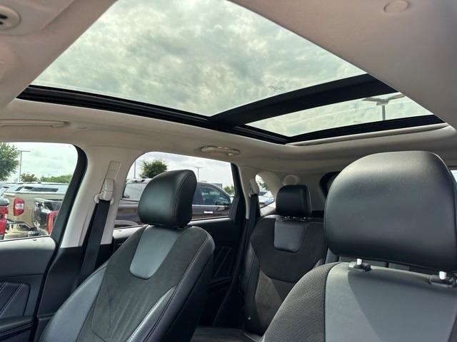 used 2016 Ford Edge car, priced at $14,000