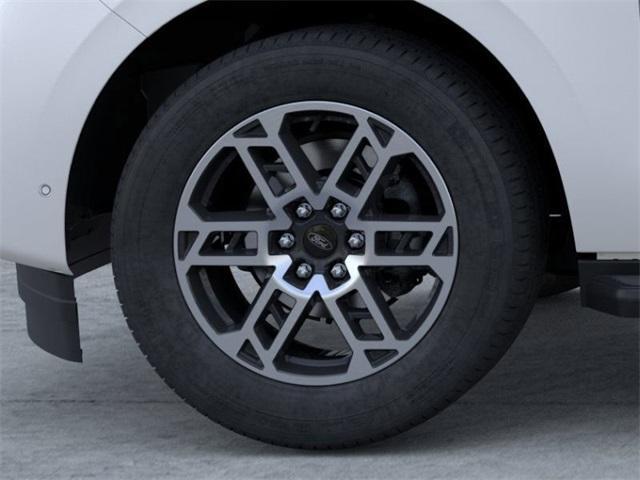 new 2025 Ford Expedition car, priced at $69,205