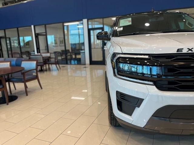 new 2024 Ford Expedition car, priced at $68,000