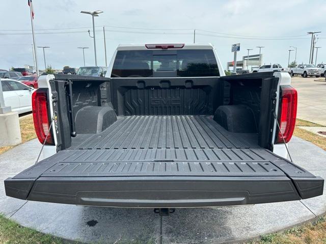 used 2023 GMC Sierra 1500 car, priced at $58,000