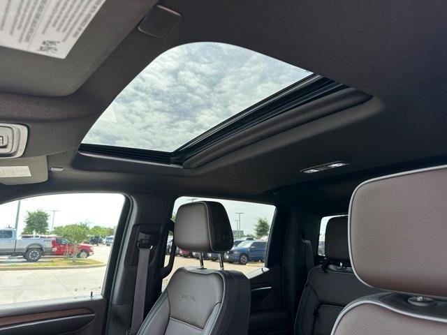 used 2023 GMC Sierra 1500 car, priced at $58,000