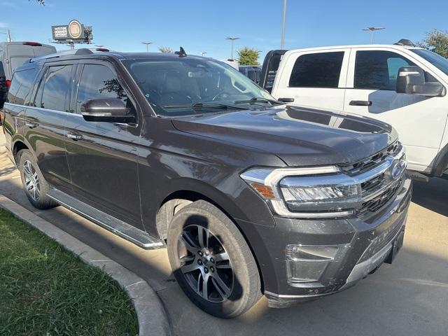 used 2023 Ford Expedition car, priced at $40,000