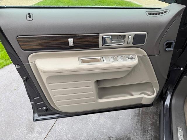 used 2007 Lincoln MKX car, priced at $7,000