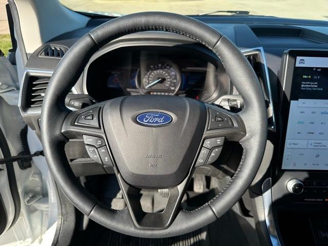 used 2022 Ford Edge car, priced at $25,000