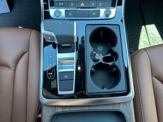 used 2025 Audi Q7 car, priced at $62,500