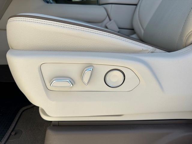 used 2021 GMC Yukon XL car, priced at $49,000