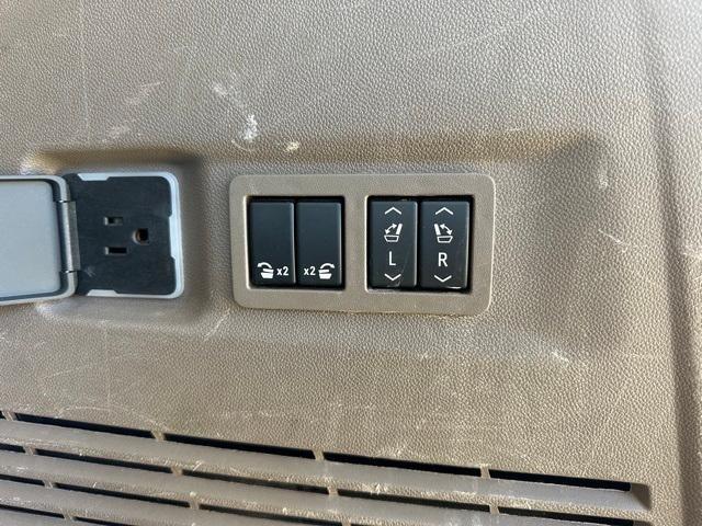 used 2021 GMC Yukon XL car, priced at $49,000