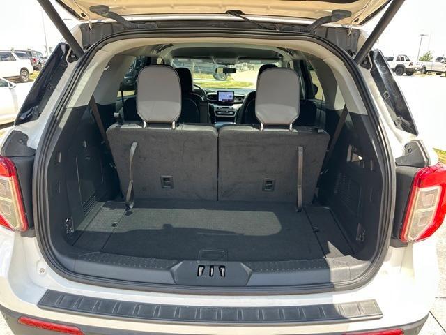 used 2022 Ford Explorer car, priced at $29,000