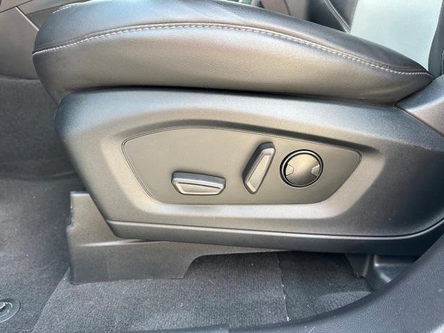 used 2022 Ford Explorer car, priced at $29,000
