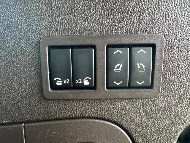 used 2017 GMC Yukon car, priced at $29,500