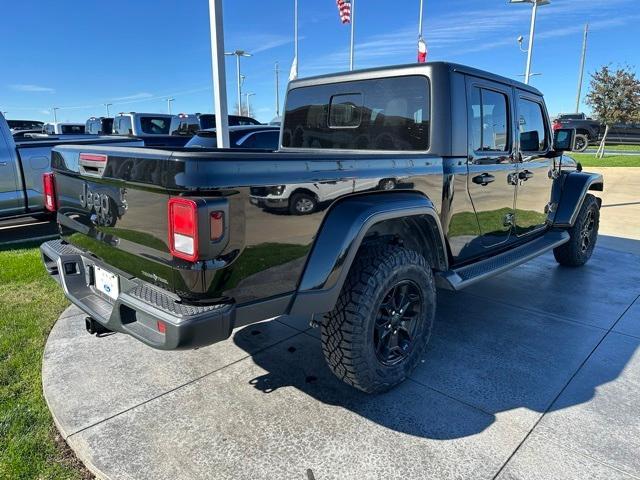 used 2022 Jeep Gladiator car, priced at $31,200