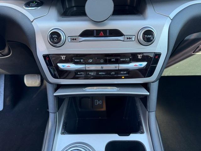 used 2021 Ford Explorer car, priced at $25,000