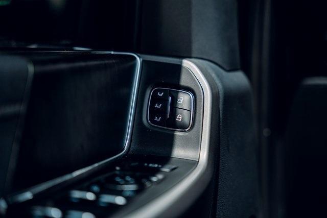 new 2025 Ford F-250 car, priced at $126,542