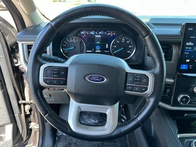 used 2022 Ford Expedition car, priced at $34,000