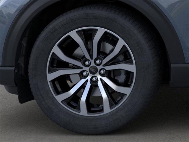 new 2025 Ford Explorer car, priced at $48,585