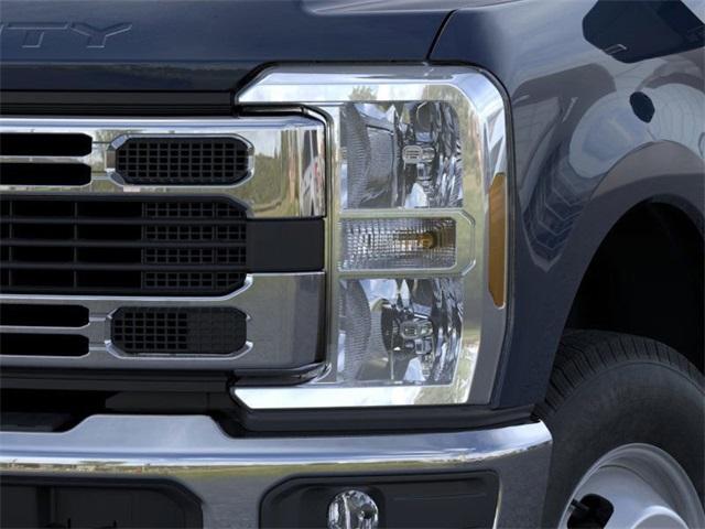 new 2024 Ford F-350 car, priced at $69,410