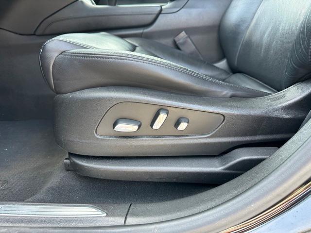 used 2018 Cadillac XT5 car, priced at $17,000