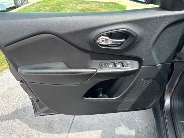 used 2016 Jeep Cherokee car, priced at $12,000