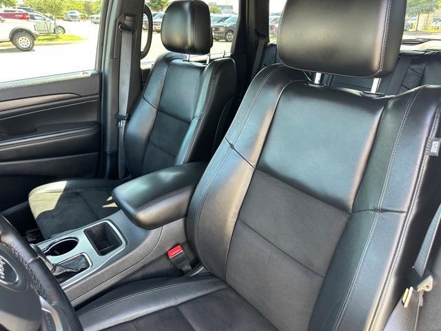 used 2021 Jeep Grand Cherokee car, priced at $25,000