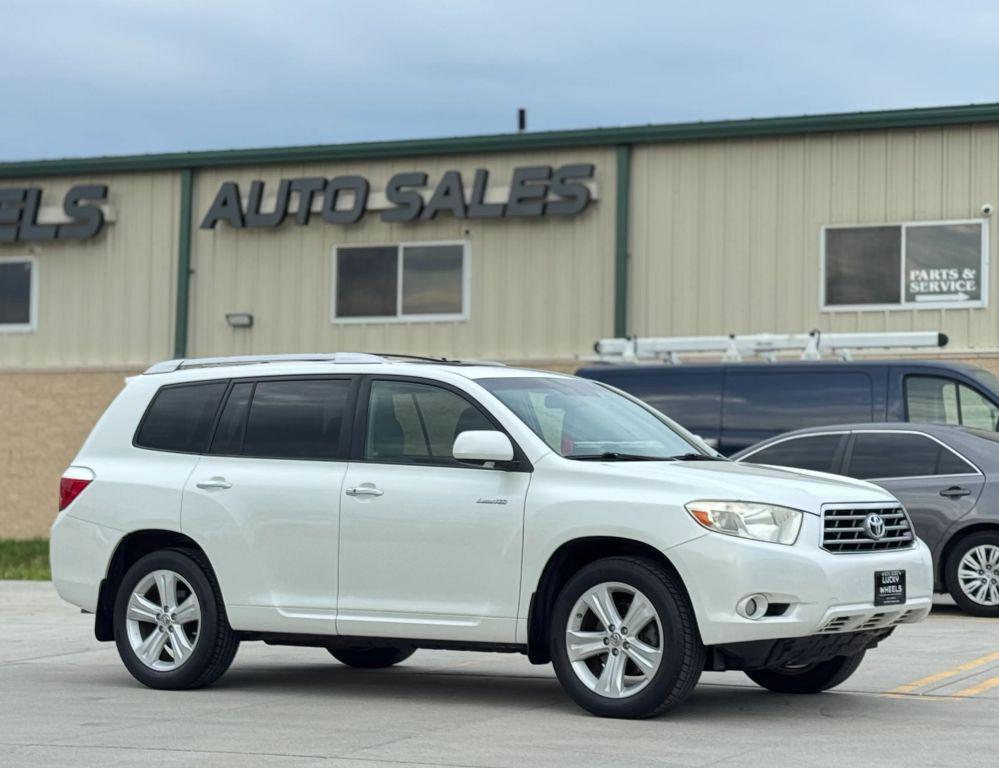 used 2010 Toyota Highlander car, priced at $14,450