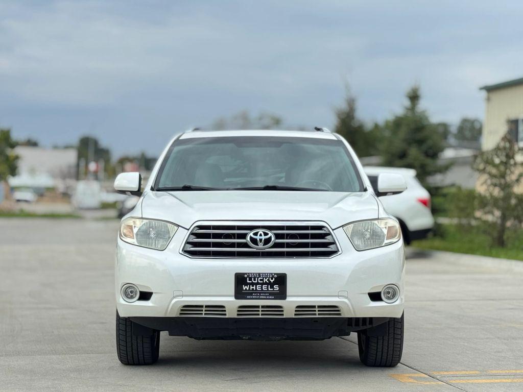 used 2010 Toyota Highlander car, priced at $14,450