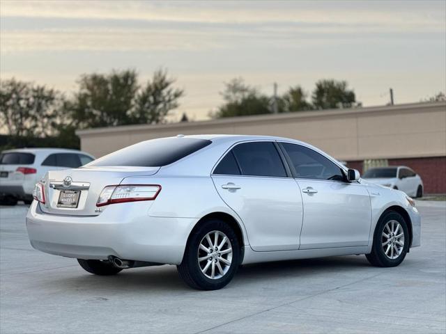 used 2011 Toyota Camry Hybrid car, priced at $12,995