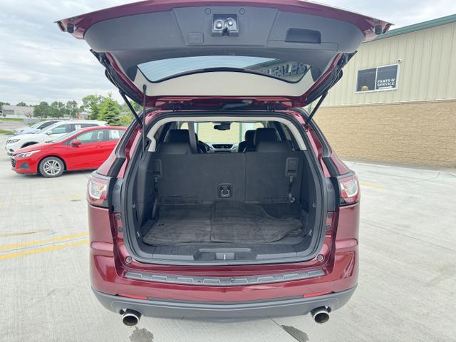 used 2015 Chevrolet Traverse car, priced at $15,995