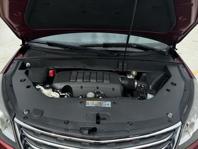 used 2015 Chevrolet Traverse car, priced at $15,995