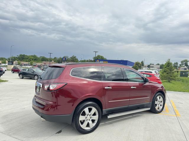 used 2015 Chevrolet Traverse car, priced at $15,995