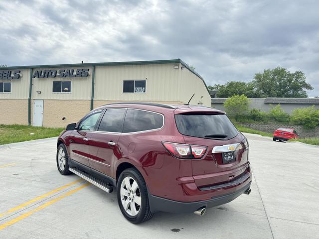 used 2015 Chevrolet Traverse car, priced at $15,995