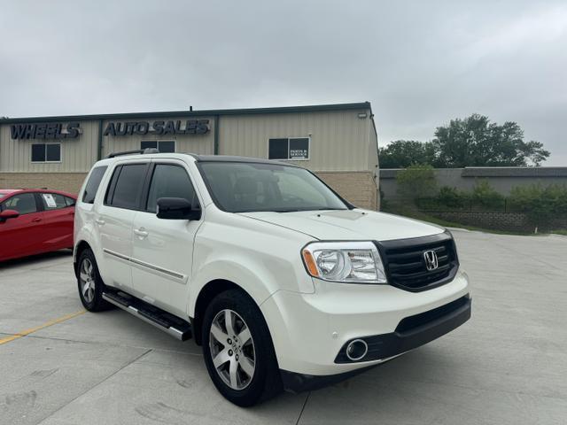 used 2015 Honda Pilot car, priced at $17,495