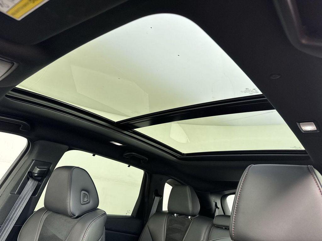 used 2023 Acura MDX car, priced at $38,396